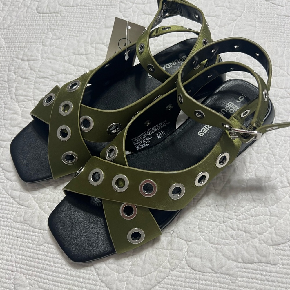 No Boundaries Olive Green Grommet Strap Sandals